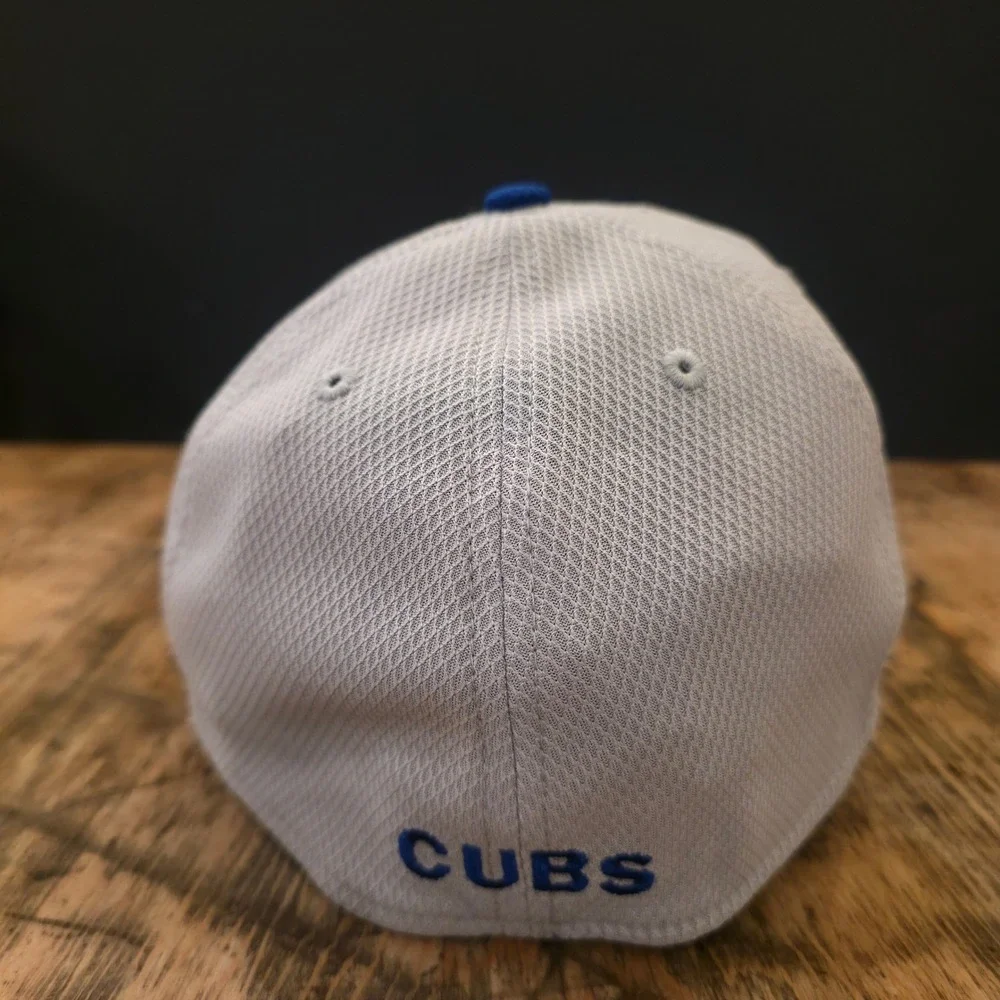 NEW ERA‎ 39THIRTY Chicago Cubs Hat Sz M/L Stretch Fit Baseball Cap NWT